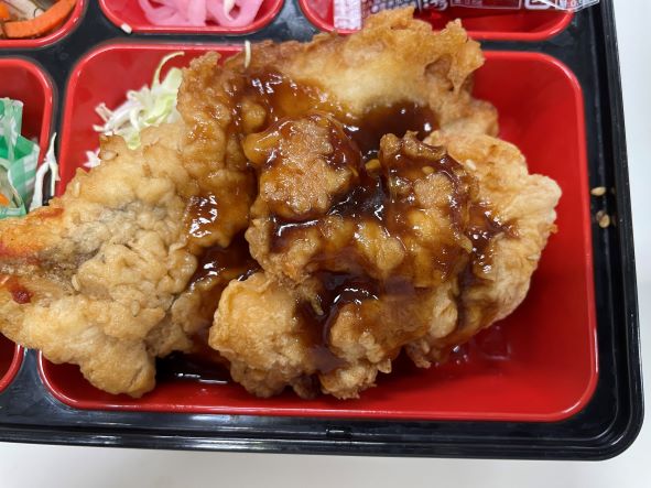 鶏と魚唐揚げの甘辛ごま醤油