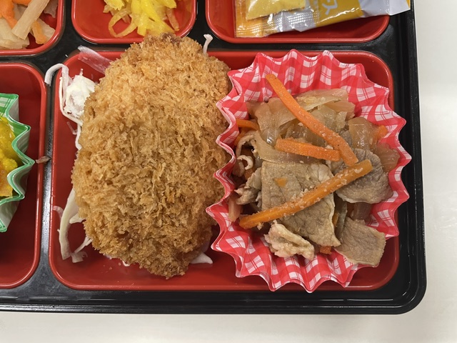 豚の生姜焼きトンカツ