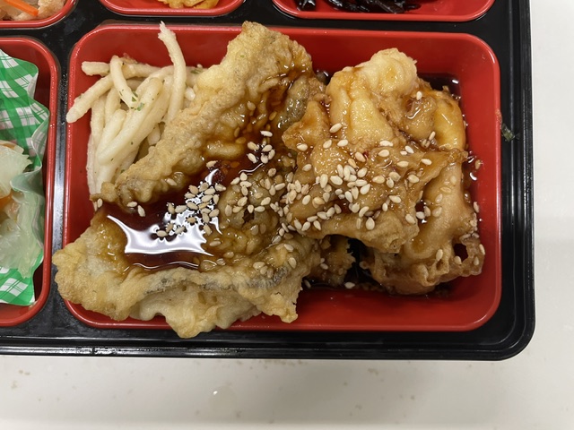 鶏と魚唐揚げの甘辛ごま醤油